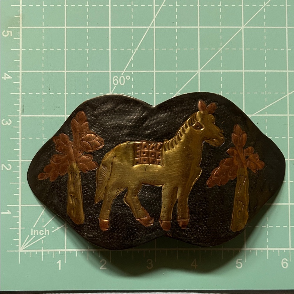 horse belt buckle